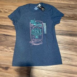 New women’s medium Derby t-shirt